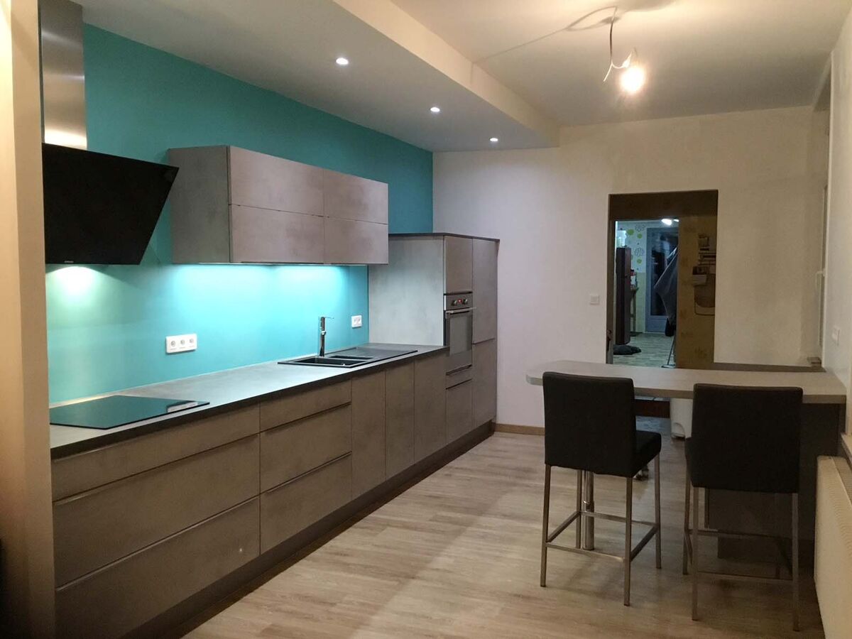 Rénovation cuisine équipée sur mesure Label Béton Clair