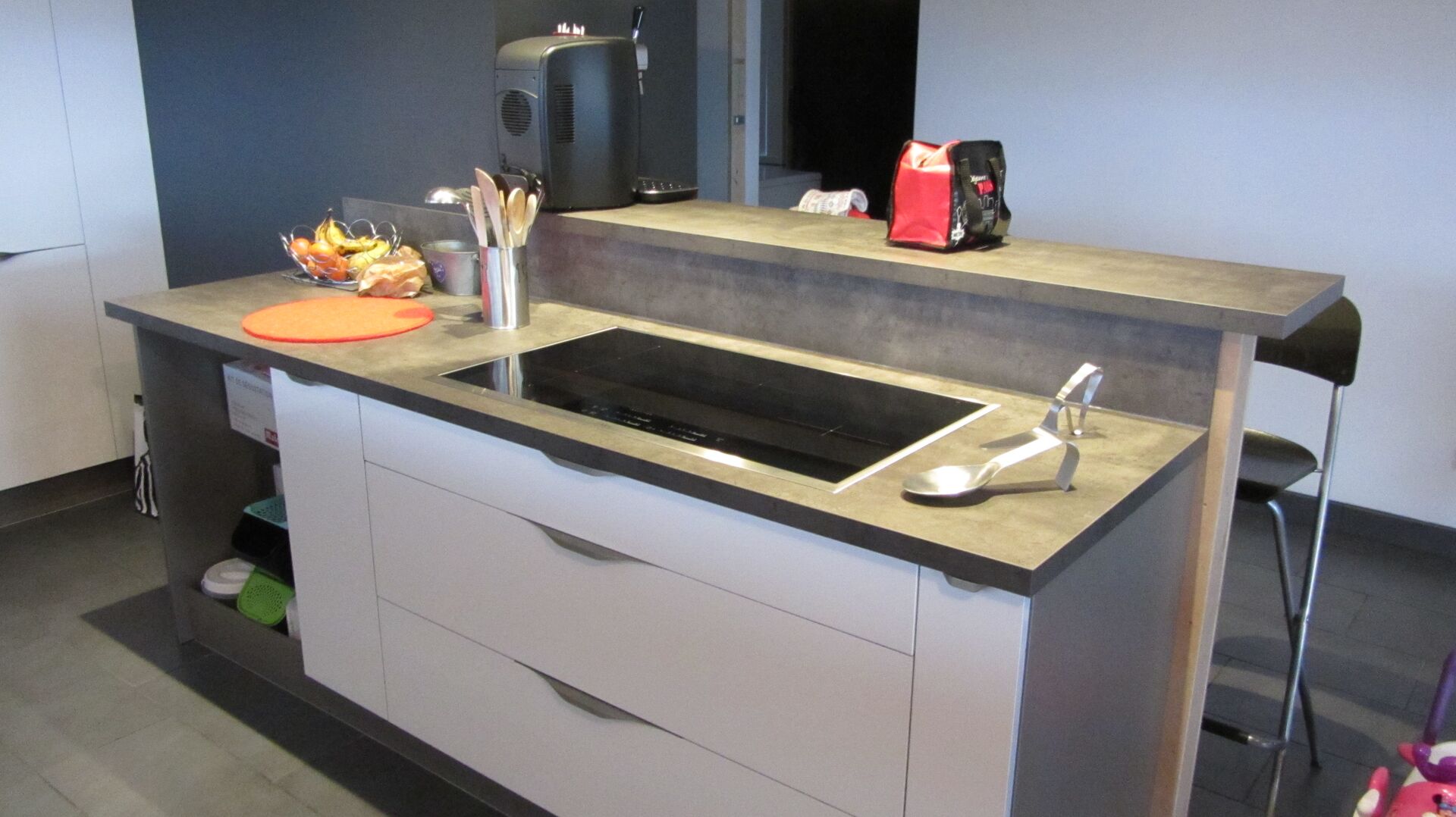 Cuisine avant-après sur mesure Light Blanc brillant