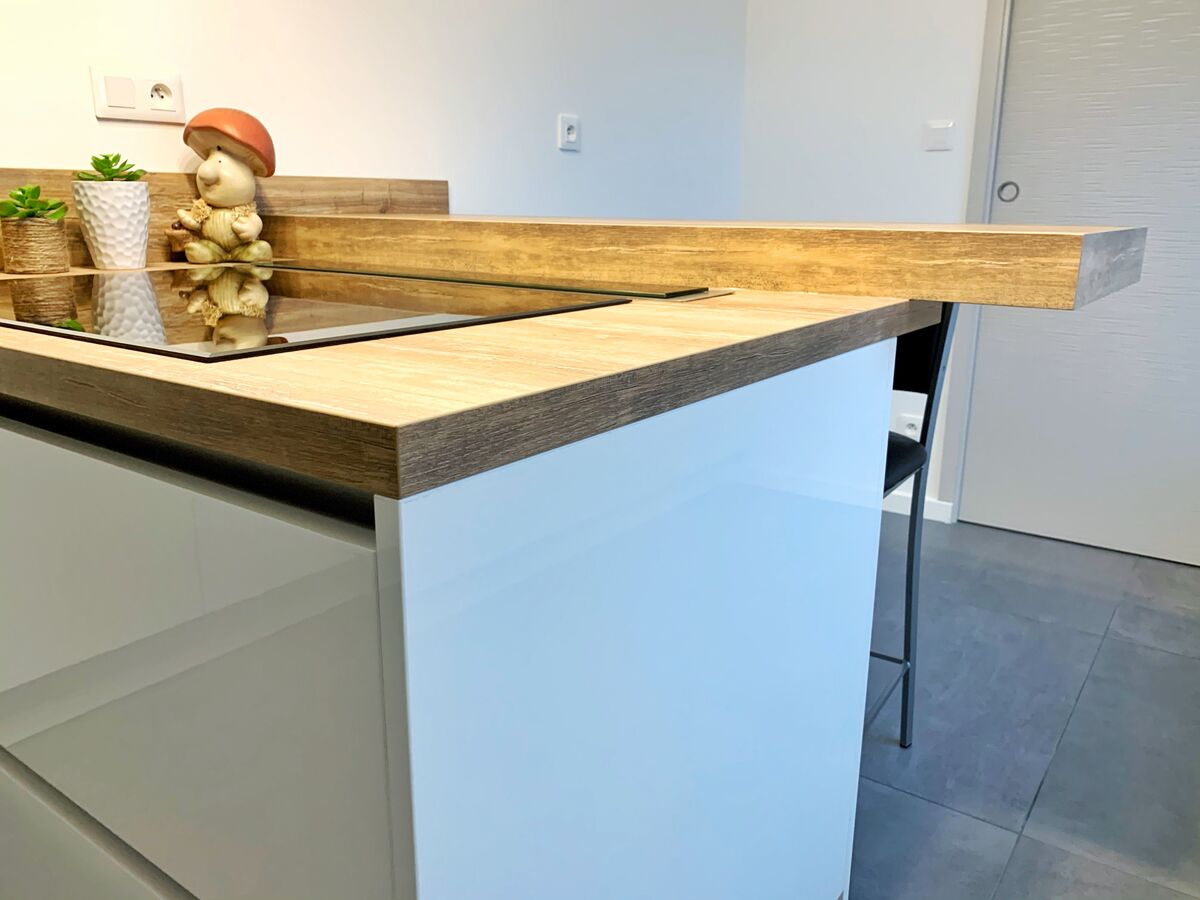 Cuisine avant-après sur mesure E Light Blanc Brillant