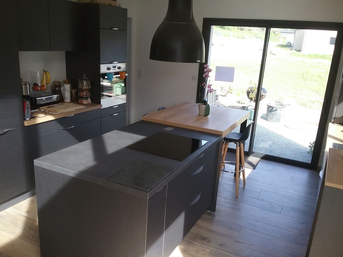 Cuisine avant-après sur mesure Label Métal Brossé