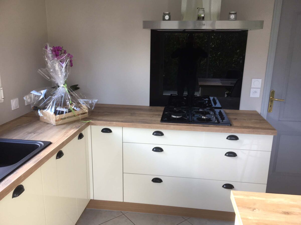 Rénovation cuisine équipée sur mesure Light Blanc Brillant