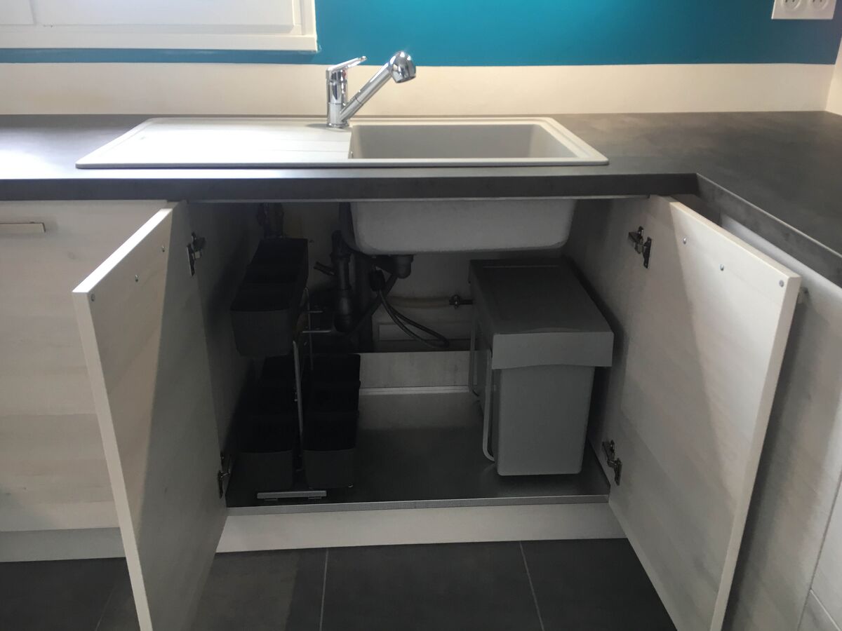 Cuisine avant-après sur mesure Trend Artic Wood et Color Laqué Curaçao