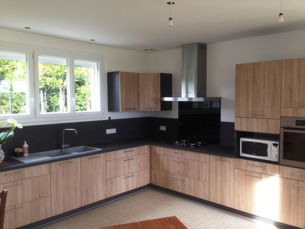 Cuisine équipée sur mesure Light blanc brillant