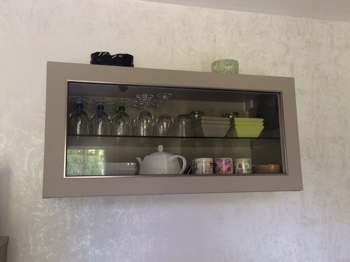 Cuisine avant-après sur mesure Trend + Taupe mat