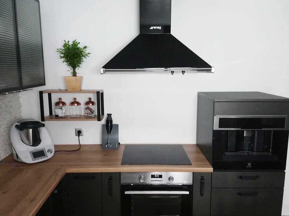 Rénovation cuisine équipée sur mesure Label Métal Brossé