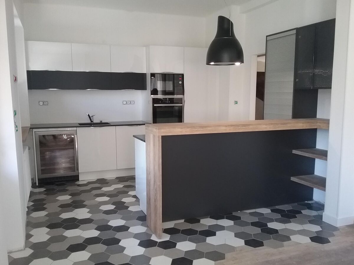 Cuisine équipée sur mesure Light Blanc brillant