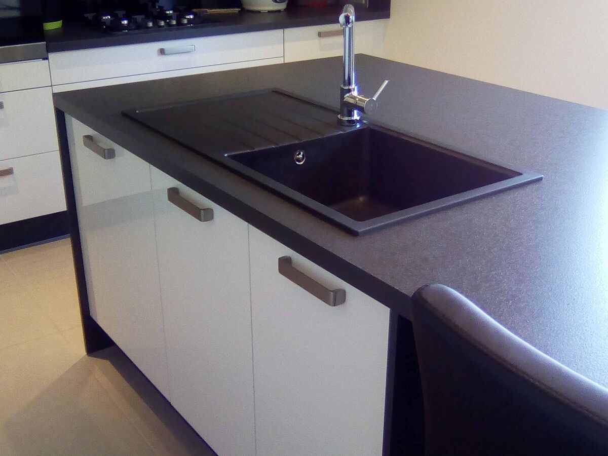 Cuisine avant-après sur mesure Light Blanc brillant