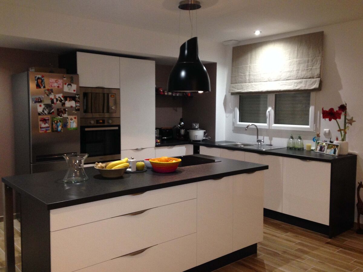 Cuisine équipée sur mesure Light Blanc Brillant