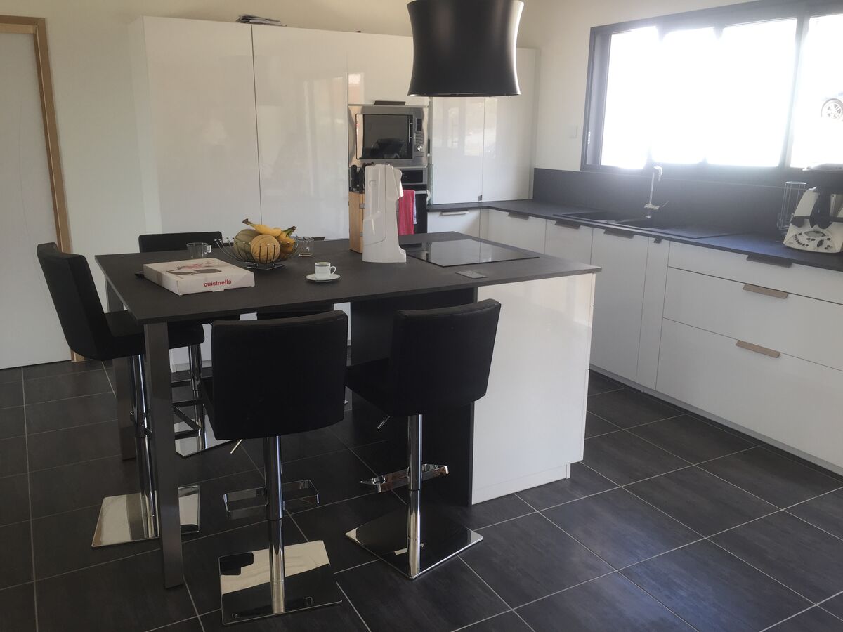 Rénovation cuisine équipée sur mesure Light Blanc Brillant