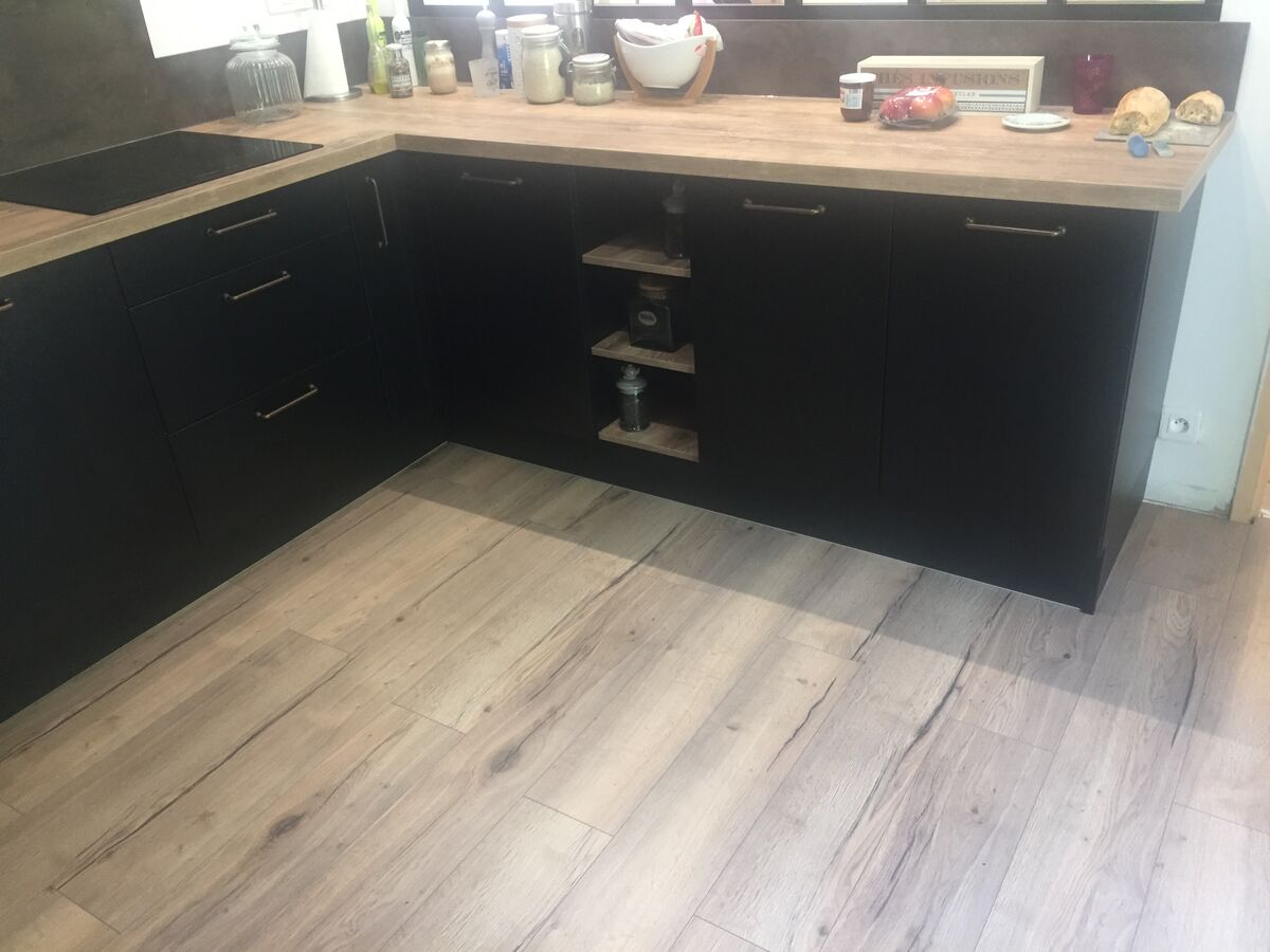 Cuisine avant-après sur mesure Vega Prem's Noir