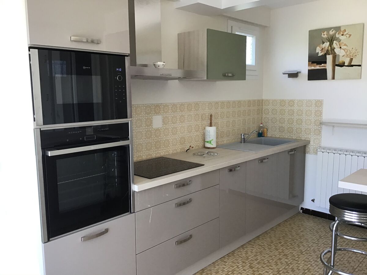 Cuisine équipée sur mesure Light Grège Majestic Brillant