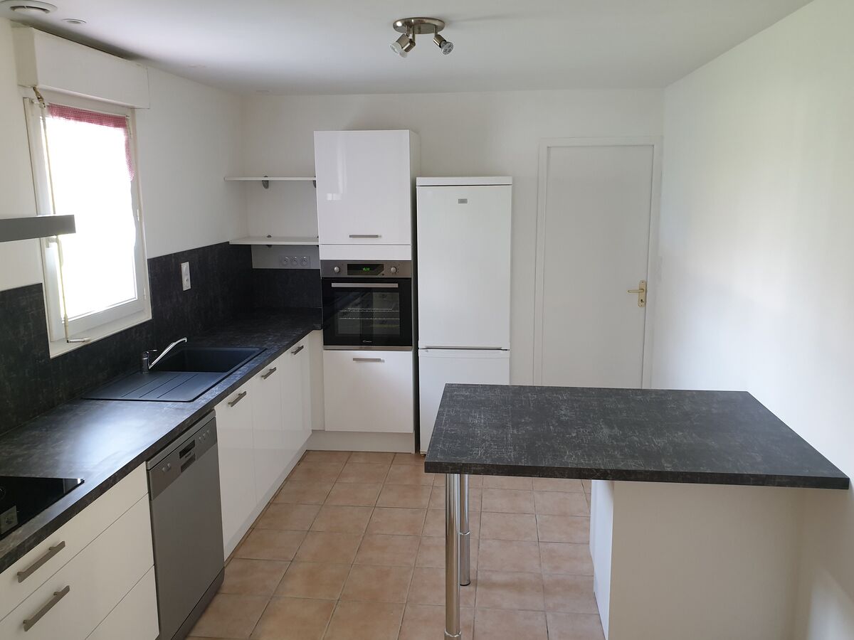 Cuisine équipée sur mesure Petilla Blanc Brillant