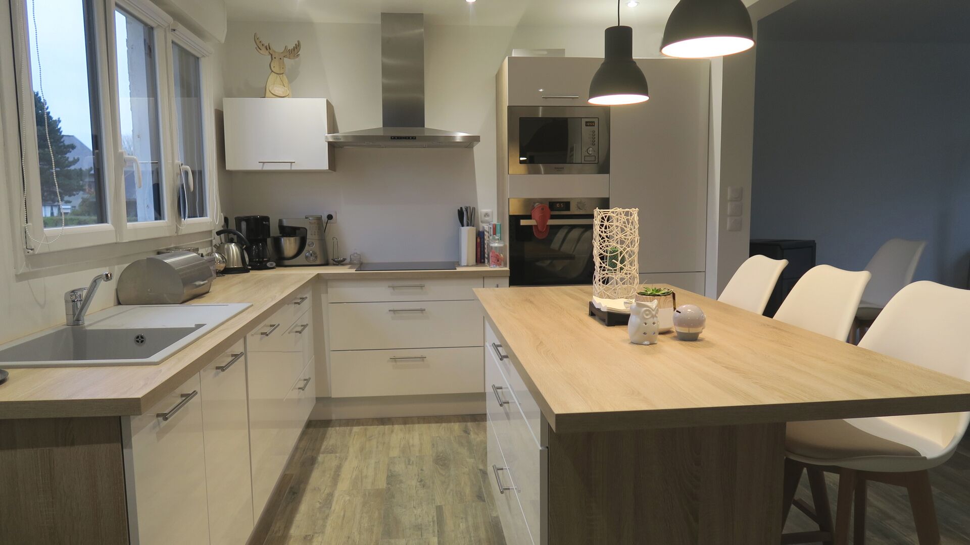 Cuisine équipée sur mesure Petilla Blanc Brillant