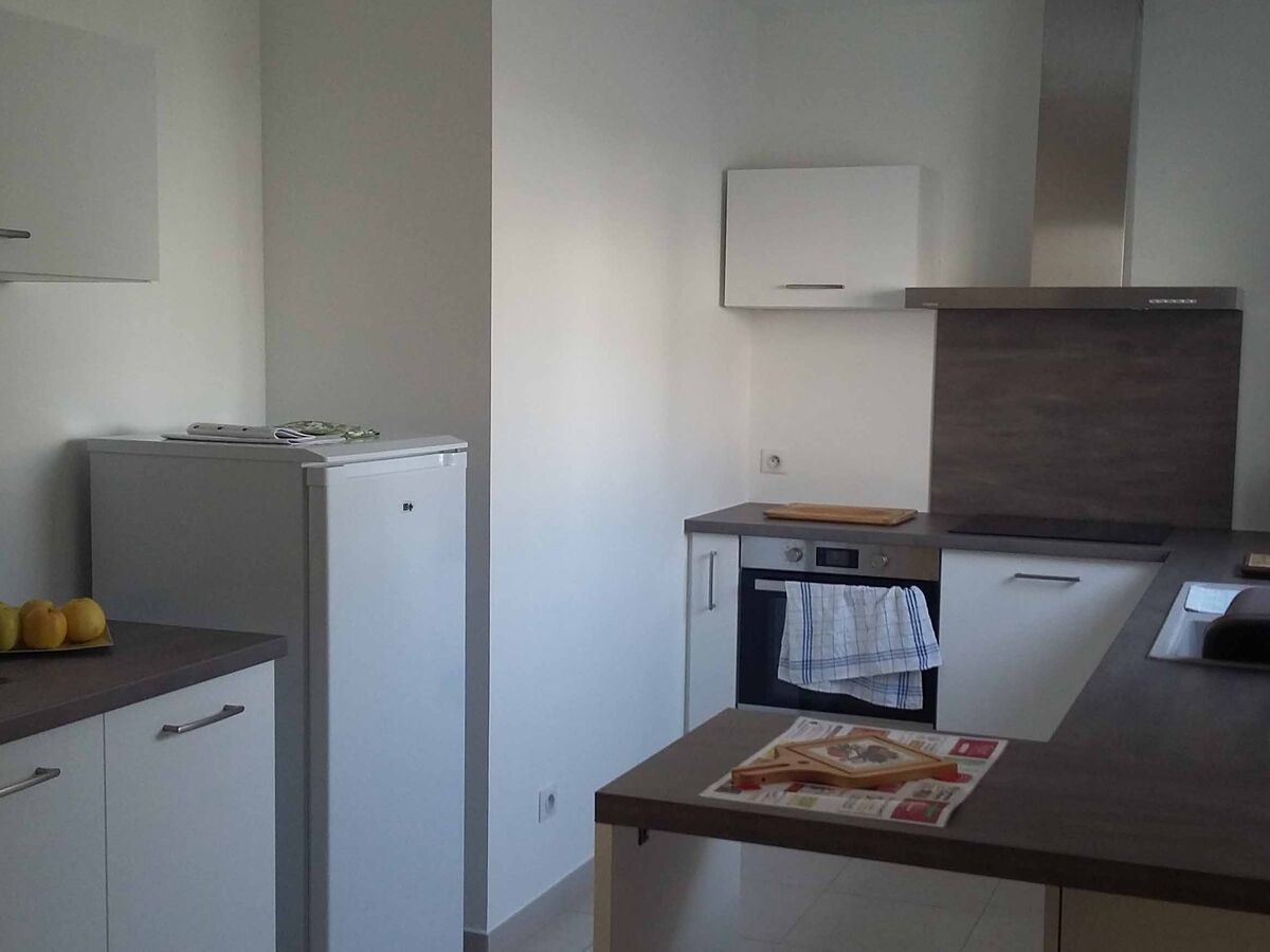 Rénovation cuisine sur mesure Petilla Blanc brillant