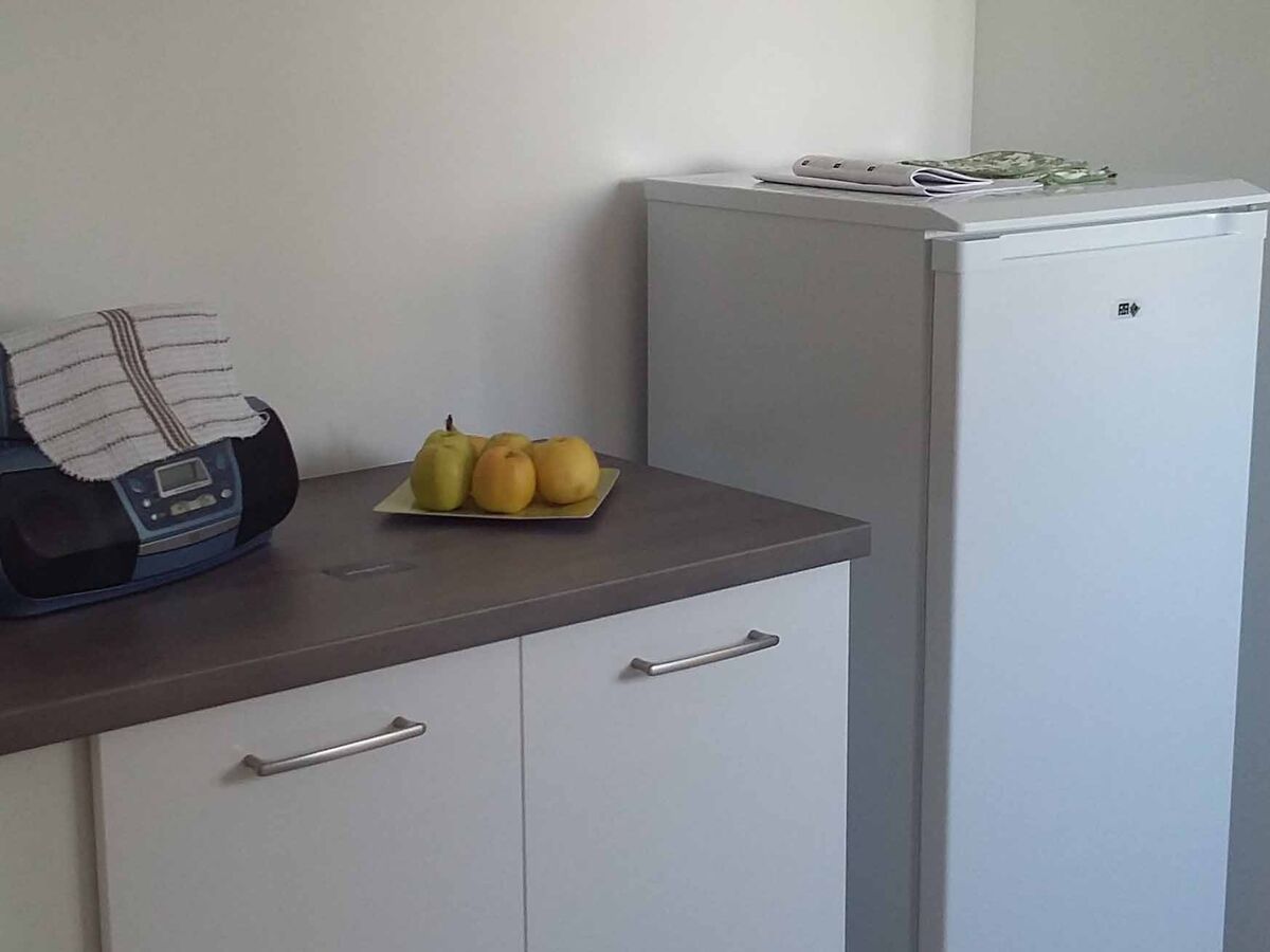 Cuisine avant-après sur mesure Petilla Blanc brillant