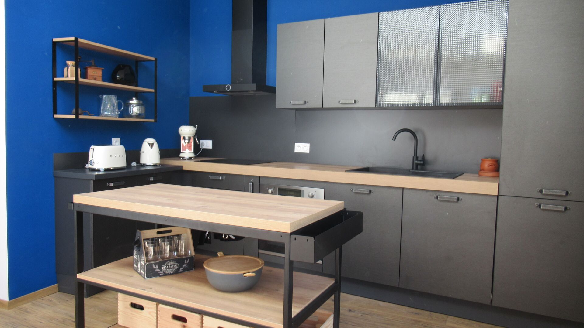 Cuisine équipée sur mesure Label Métal Brossé