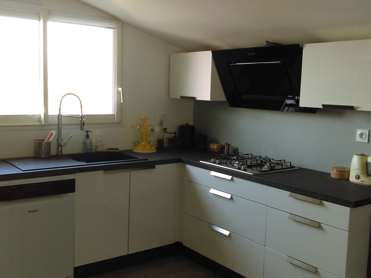 Cuisine équipée sur mesure Petilla Blanc Brillant