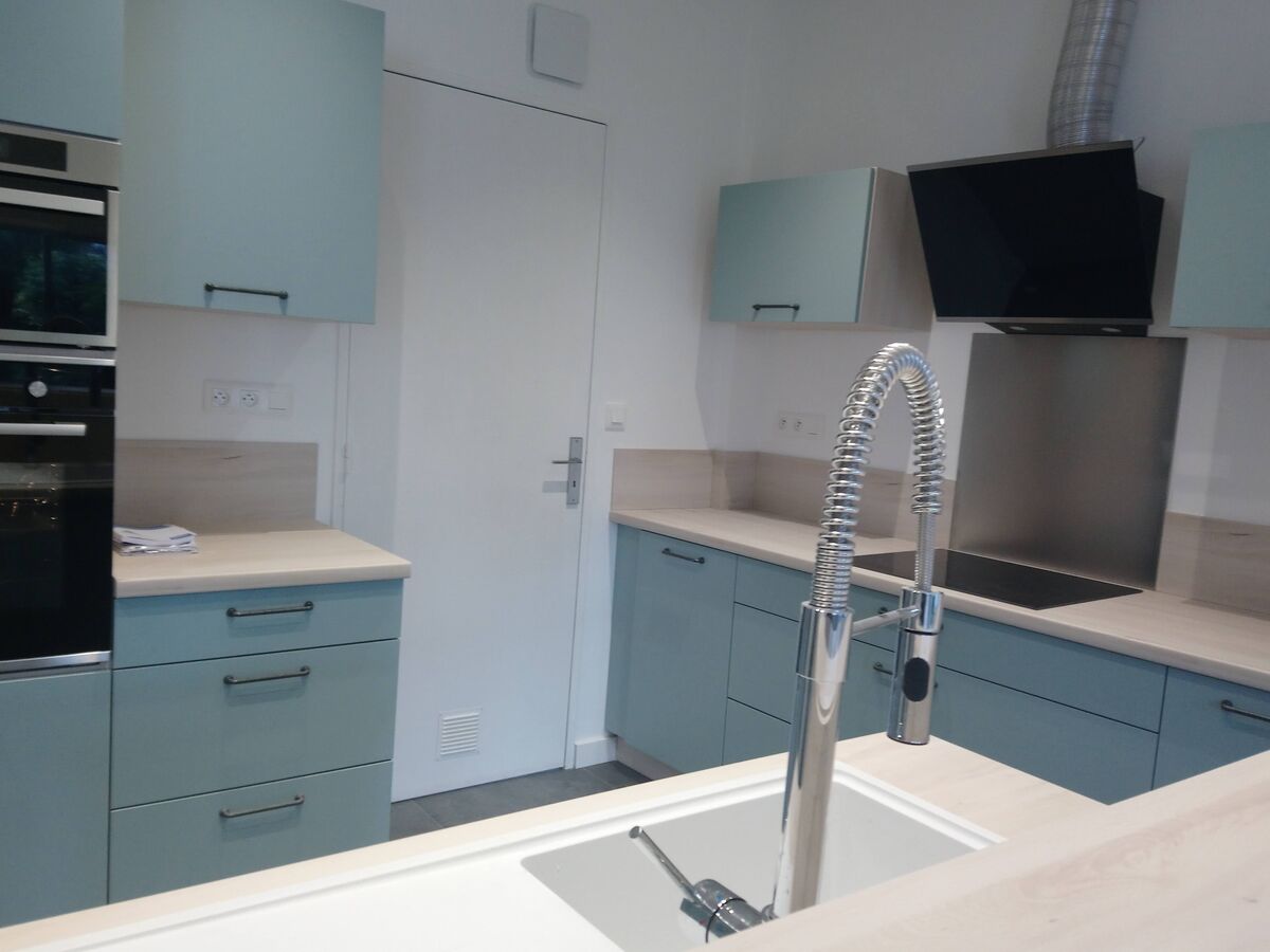 Rénovation cuisine équipée sur mesure Color Laqué Misty Blue