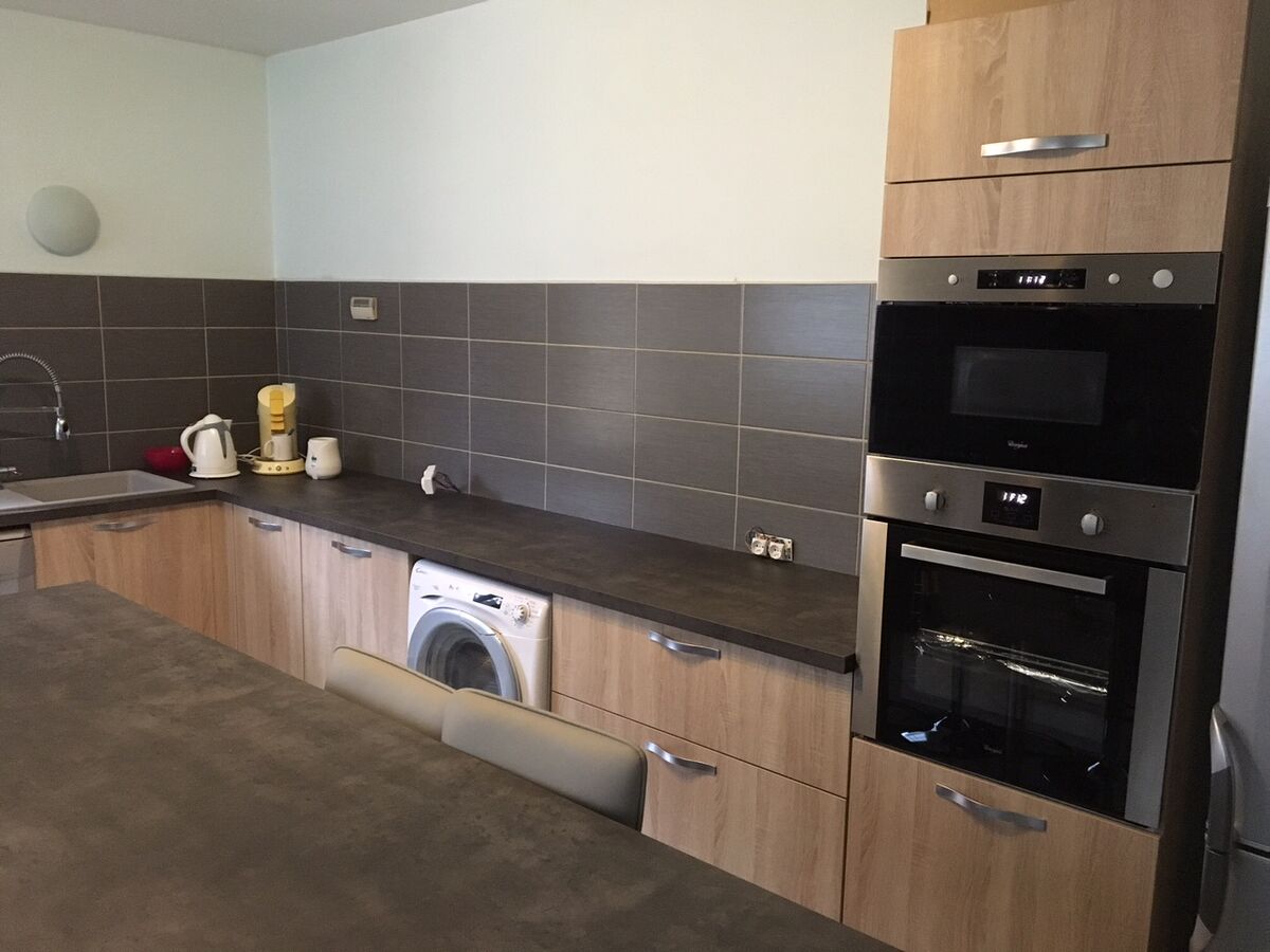 Rénovation cuisine sur mesure Vega + Chêne timber