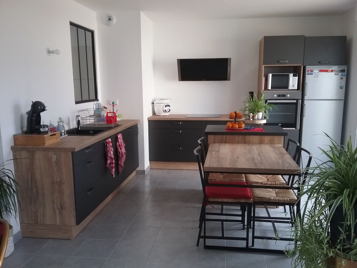 Rénovation cuisine équipée sur mesure Label Métal Brossé