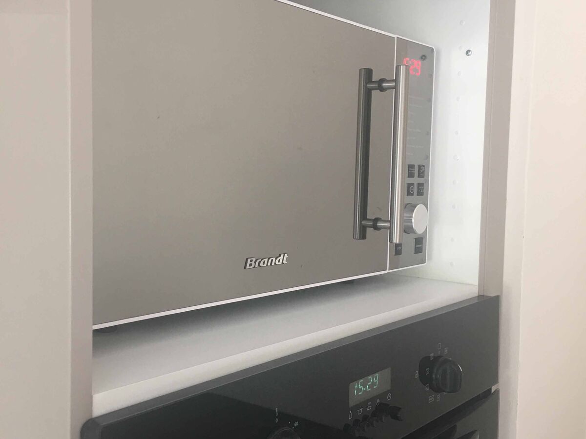 Cuisine avant-après sur mesure Pétilla Grège Majestic Brillant