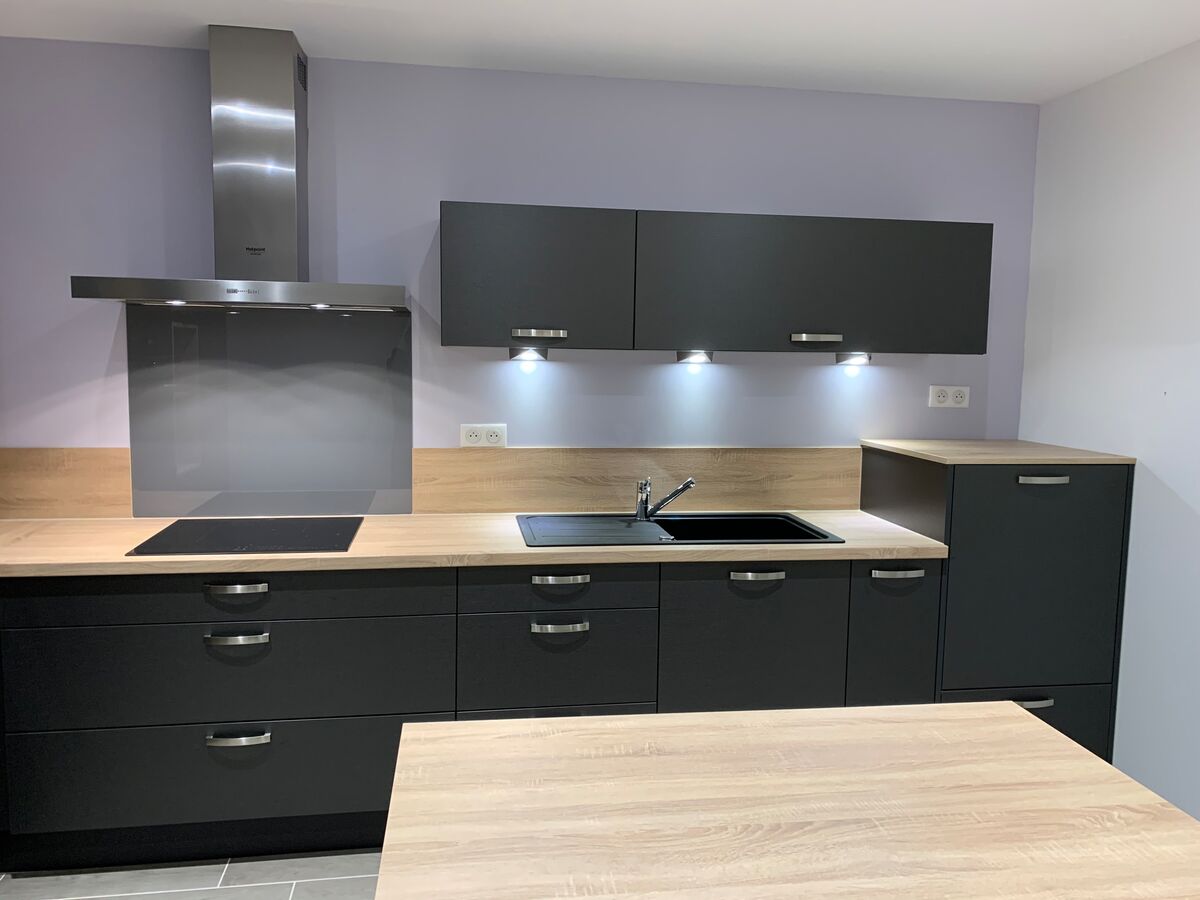 Cuisine avant-après sur mesure Label Métal Brossé