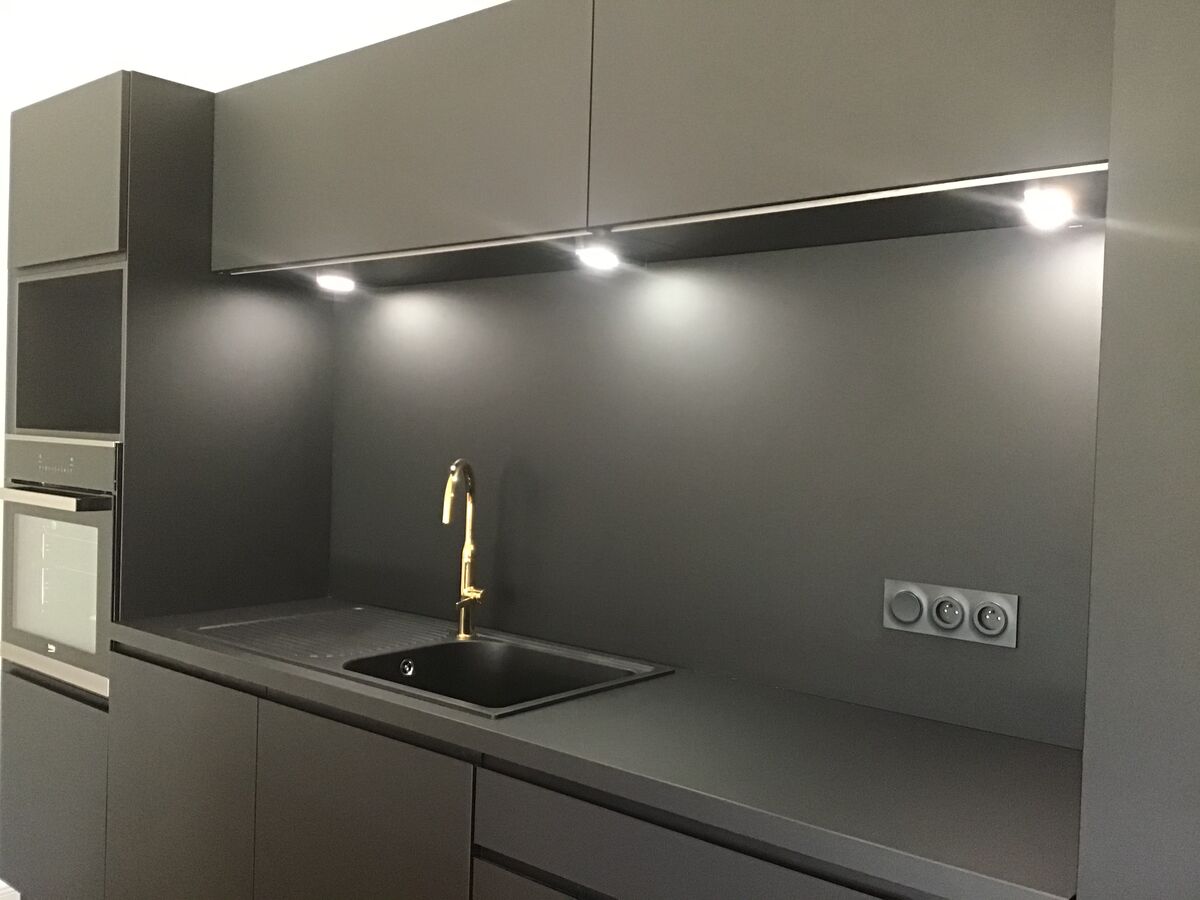 Cuisine avant-après sur mesure Pearl Jet Noir Pearl