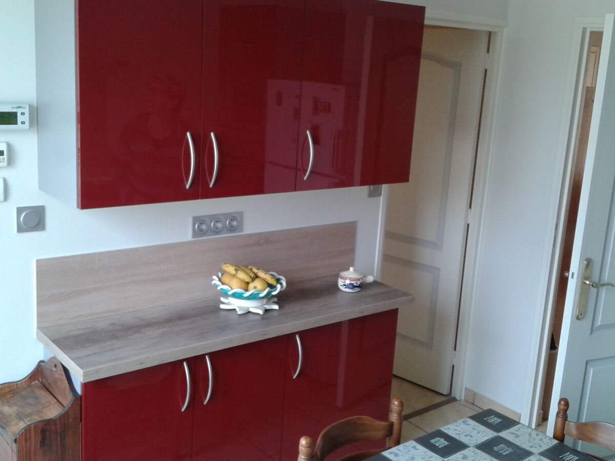 Cuisine avant-après sur mesure Light + Rouge Majestic Brillant