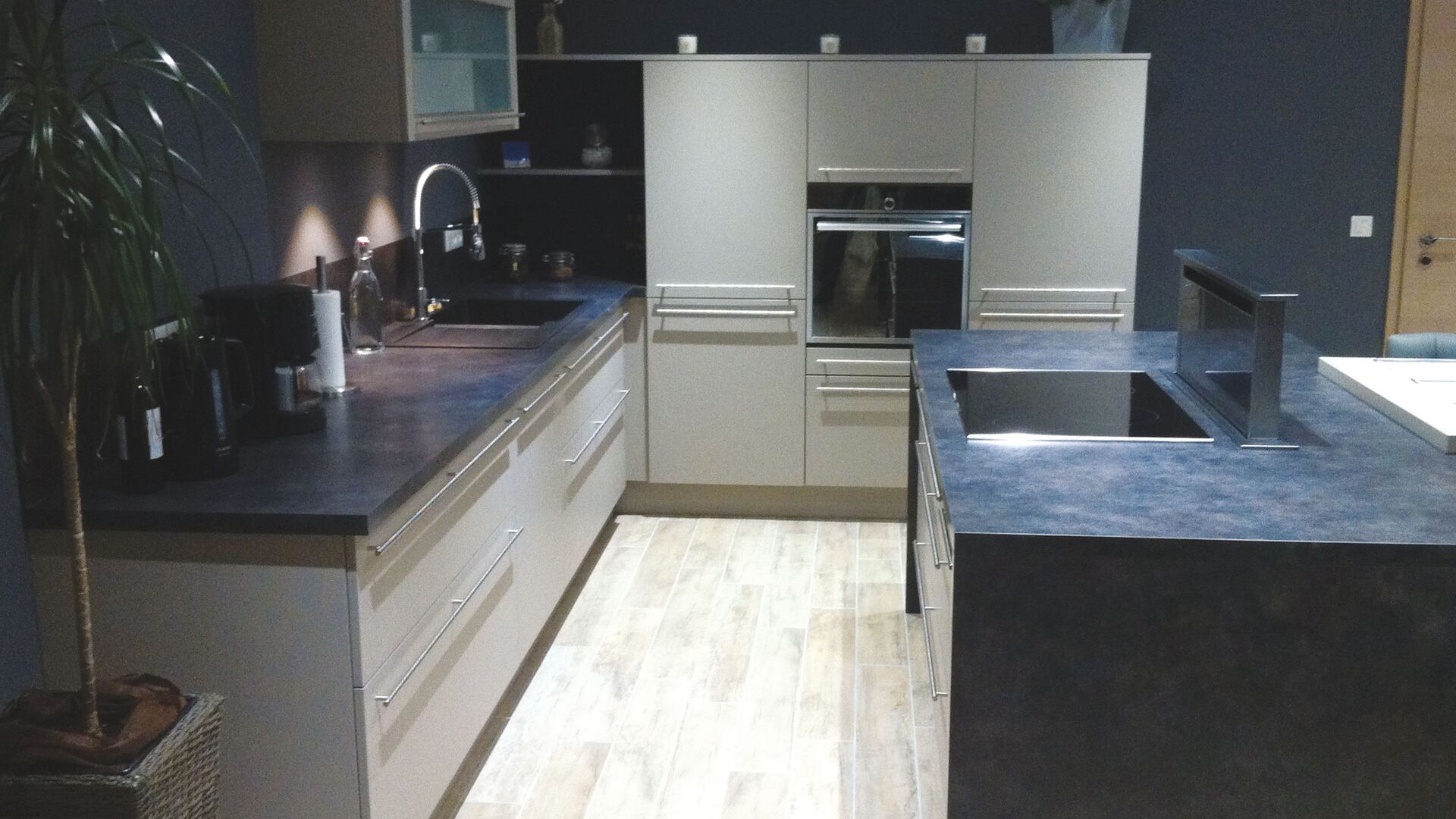 Cuisine équipée sur mesure Pure Laque Laqué Taupe Mat