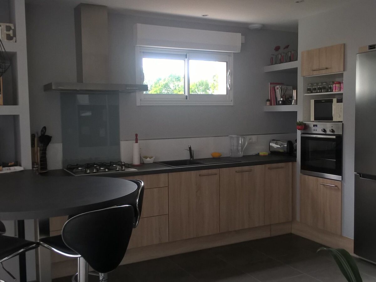 Rénovation cuisine sur mesure Vega + Chêne timber