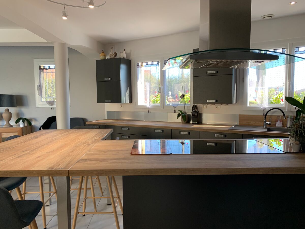 Rénovation cuisine équipée sur mesure Label Métal Brossé