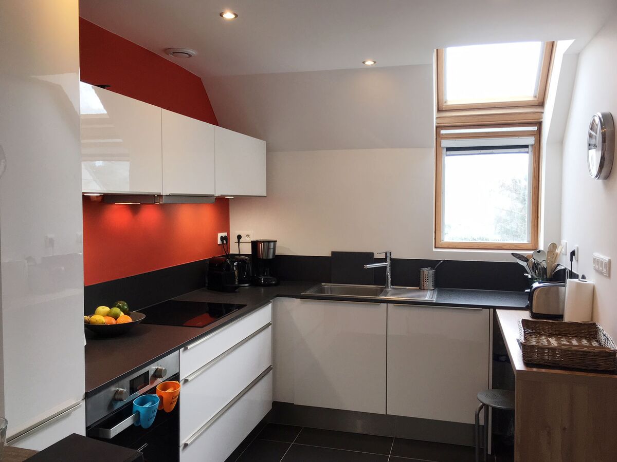 Rénovation cuisine équipée sur mesure Pétilla Blanc Brillant