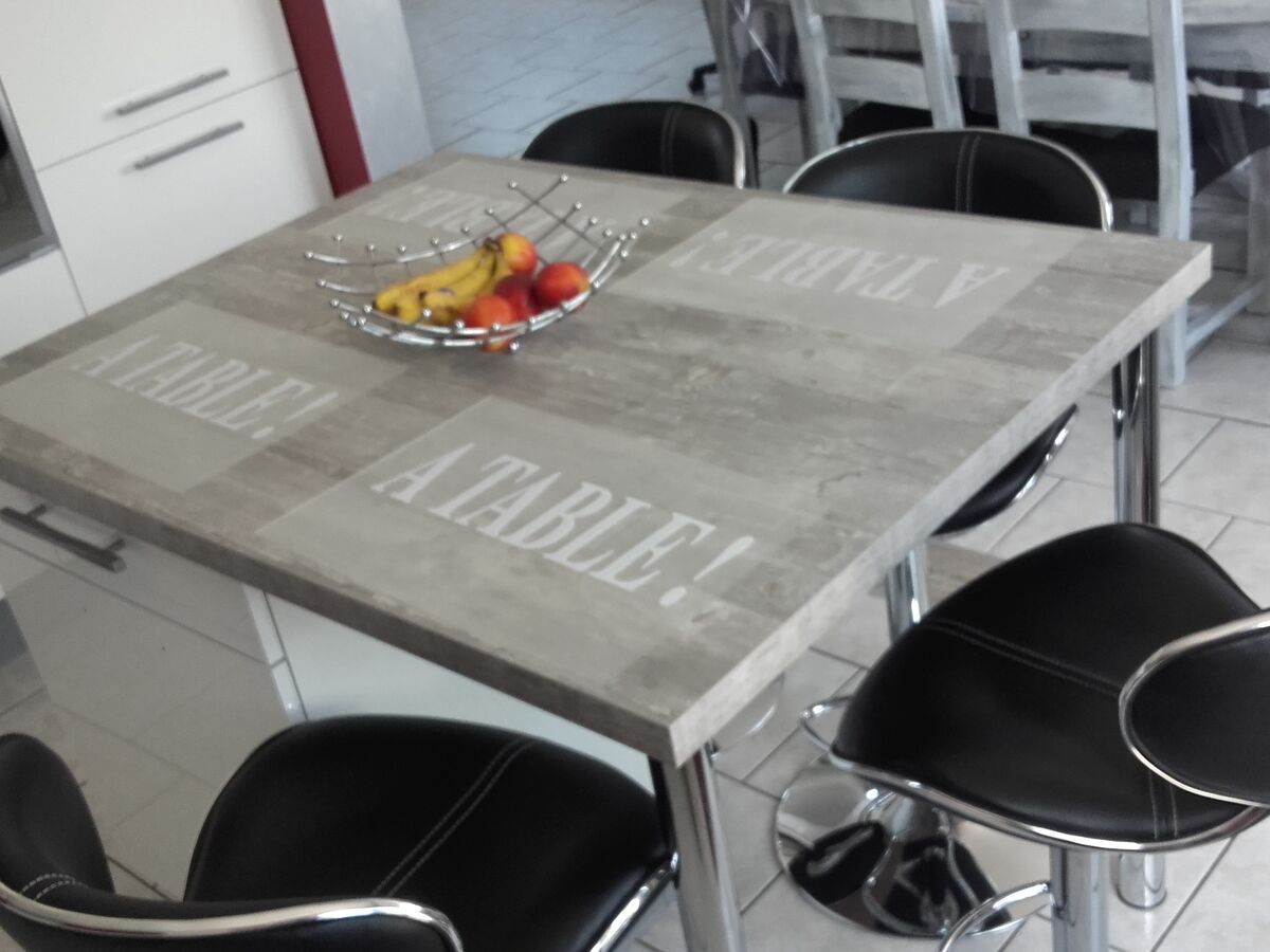 Cuisine avant-après sur mesure Petilla Blanc brillant