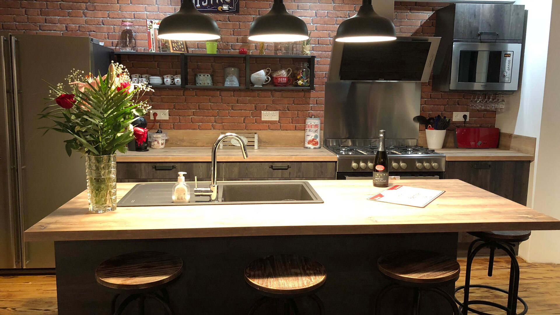 Cuisine équipée sur mesure Vega Woody Dark