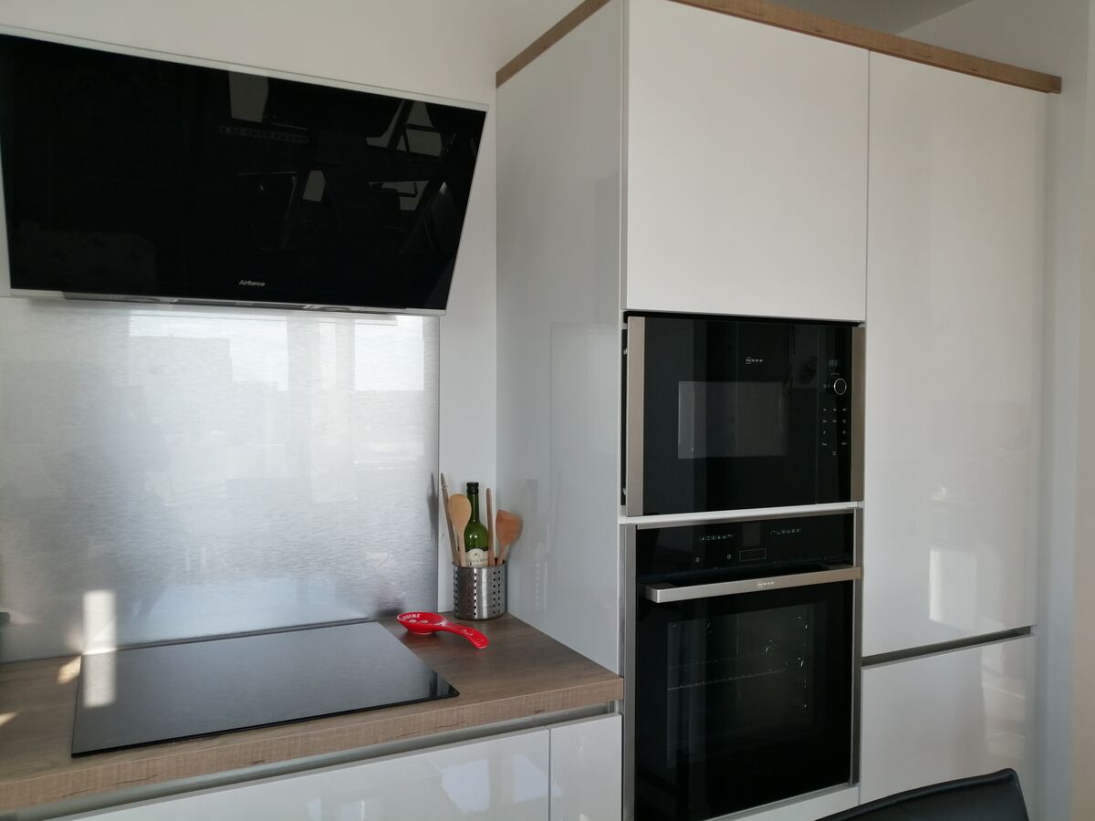 Rénovation cuisine équipée sur mesure Light Blanc Brillant