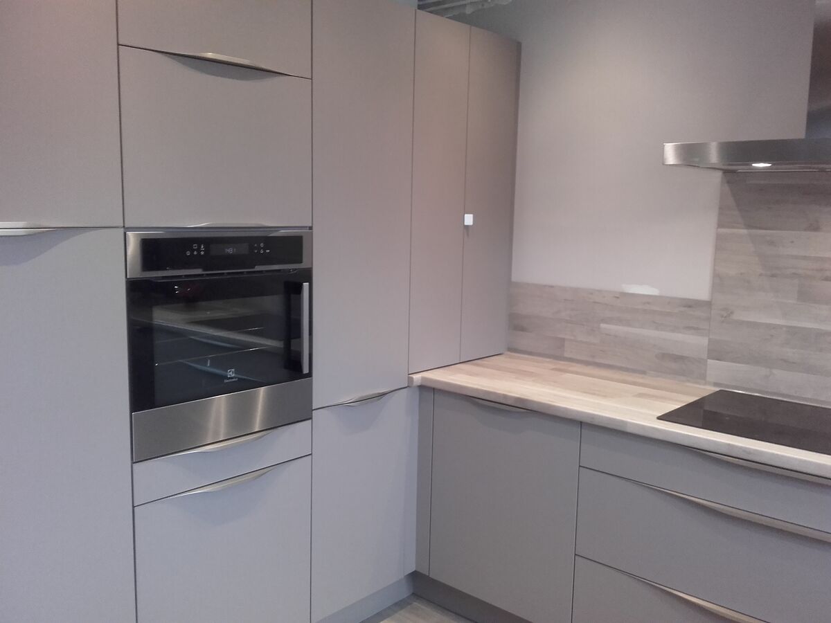 Cuisine avant-après sur mesure Trend + Gris minéral