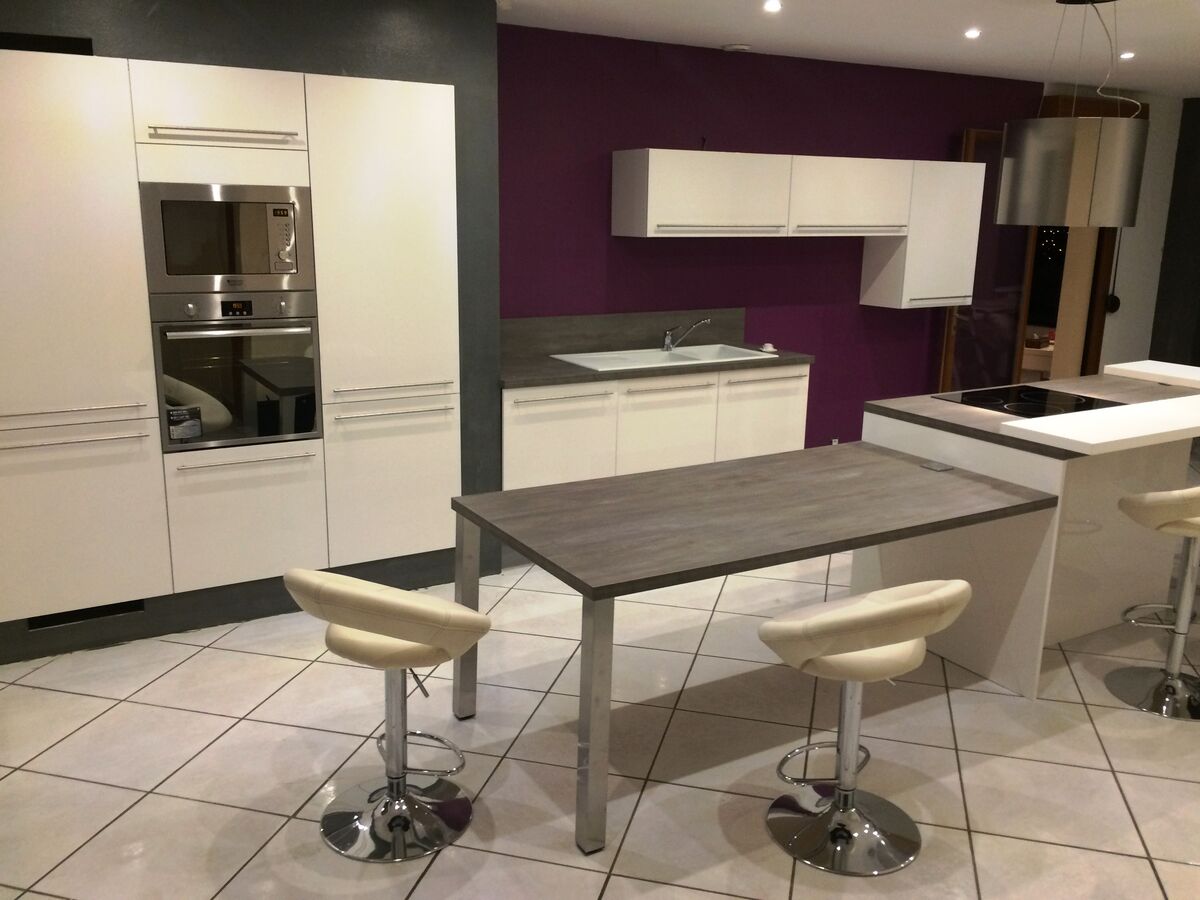 Cuisine équipée sur mesure Petilla Blanc brillant