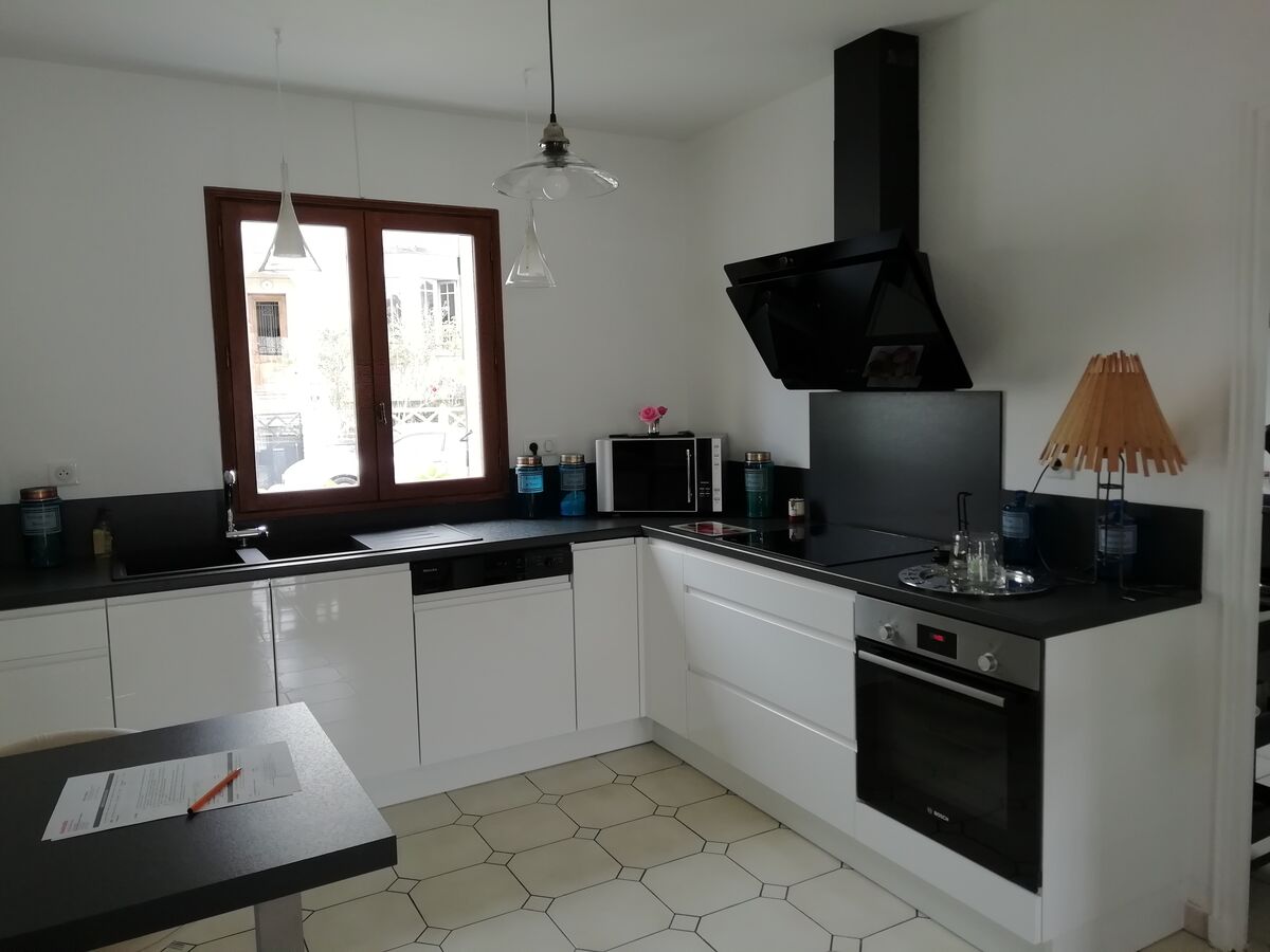 Rénovation cuisine équipée sur mesure Pure Brillant Blanc