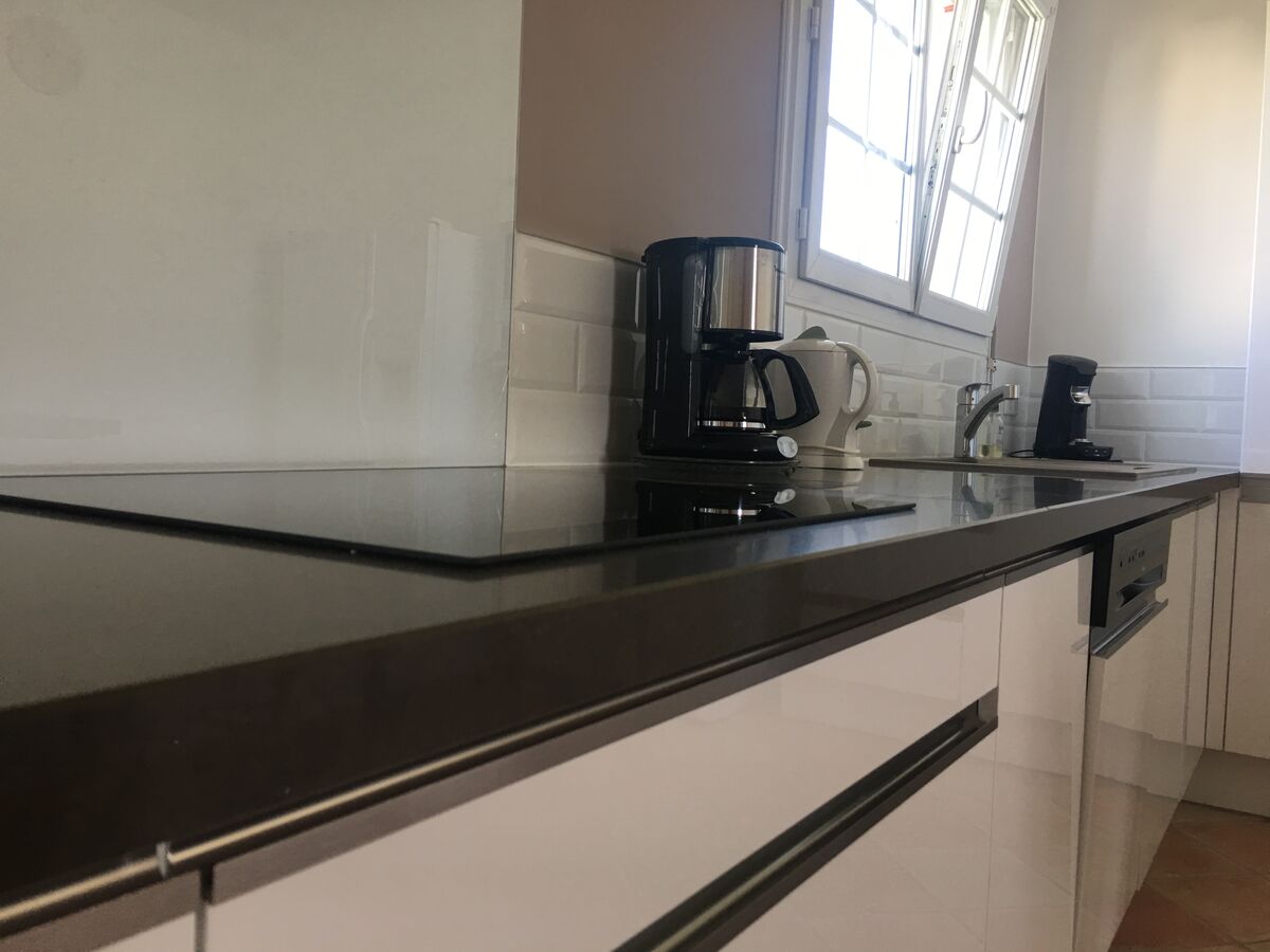 Rénovation cuisine équipée sur mesure Lenna Blanc Brillant