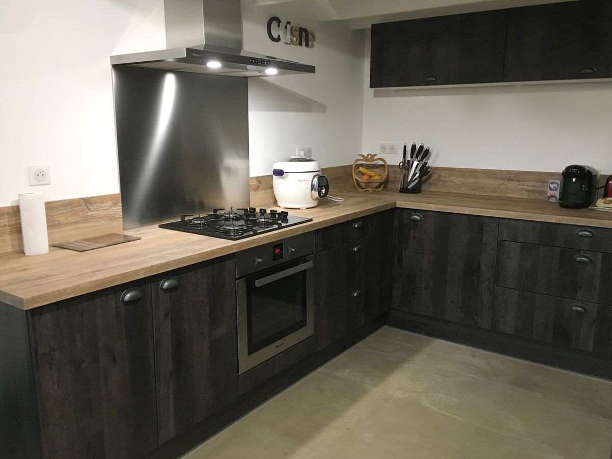 Cuisine équipée sur mesure Vega Woody Dark