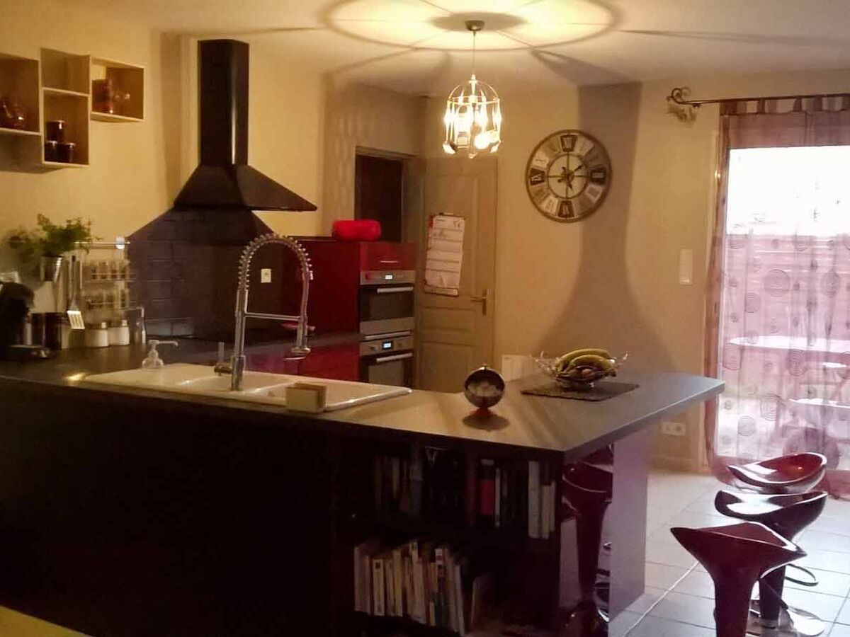 Cuisine avant-après sur mesure Light + Rouge Majestic Brillant