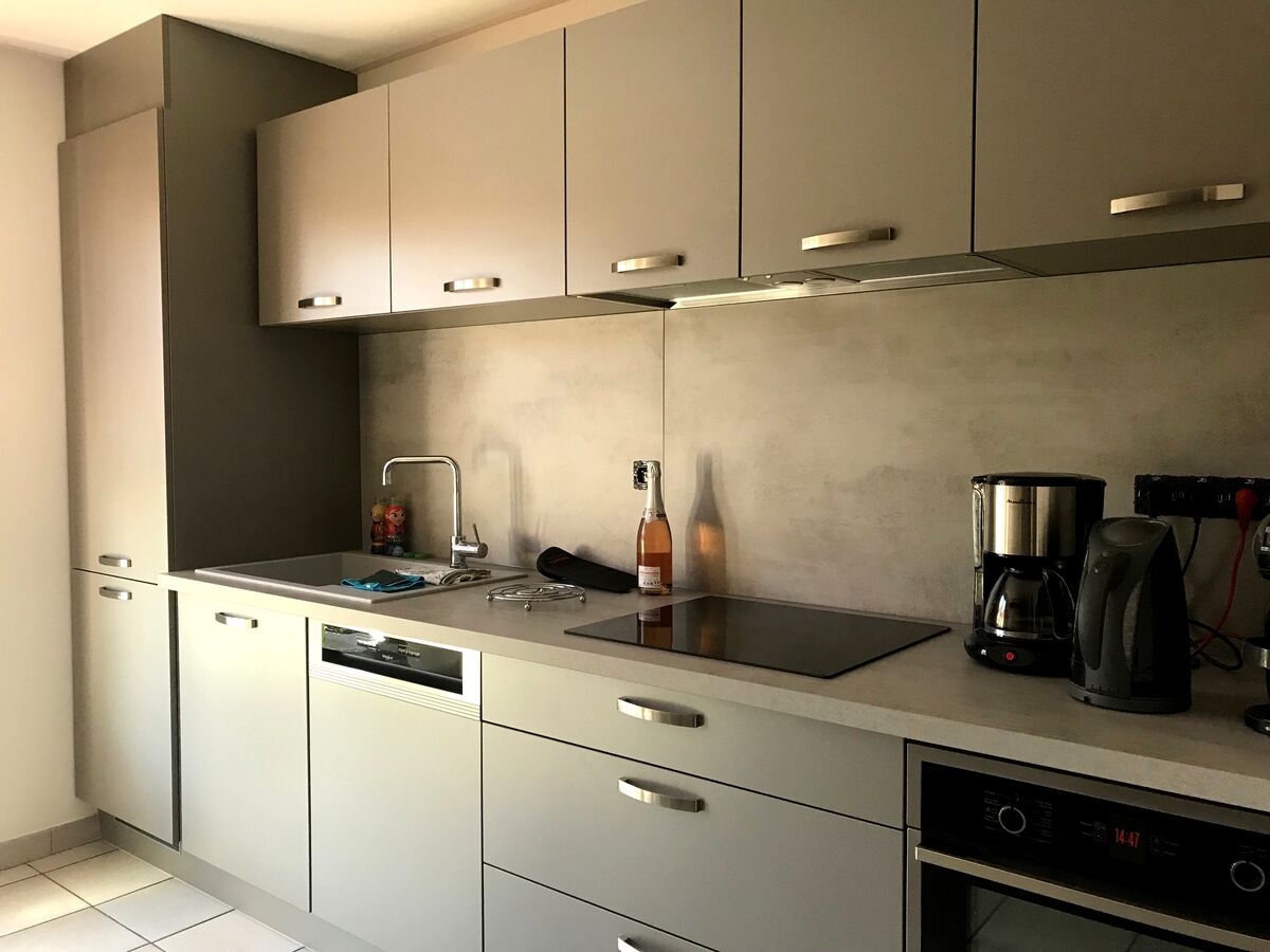 Rénovation cuisine équipée sur mesure Trend Quartz Métal