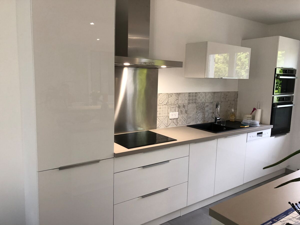 Cuisine avant-après sur mesure Light Blanc Brillant