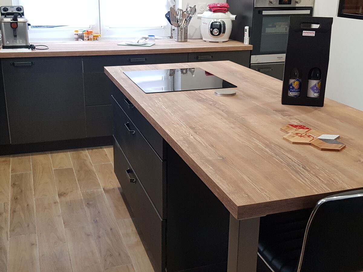 Rénovation cuisine équipée sur mesure VISTA Métal Brossé