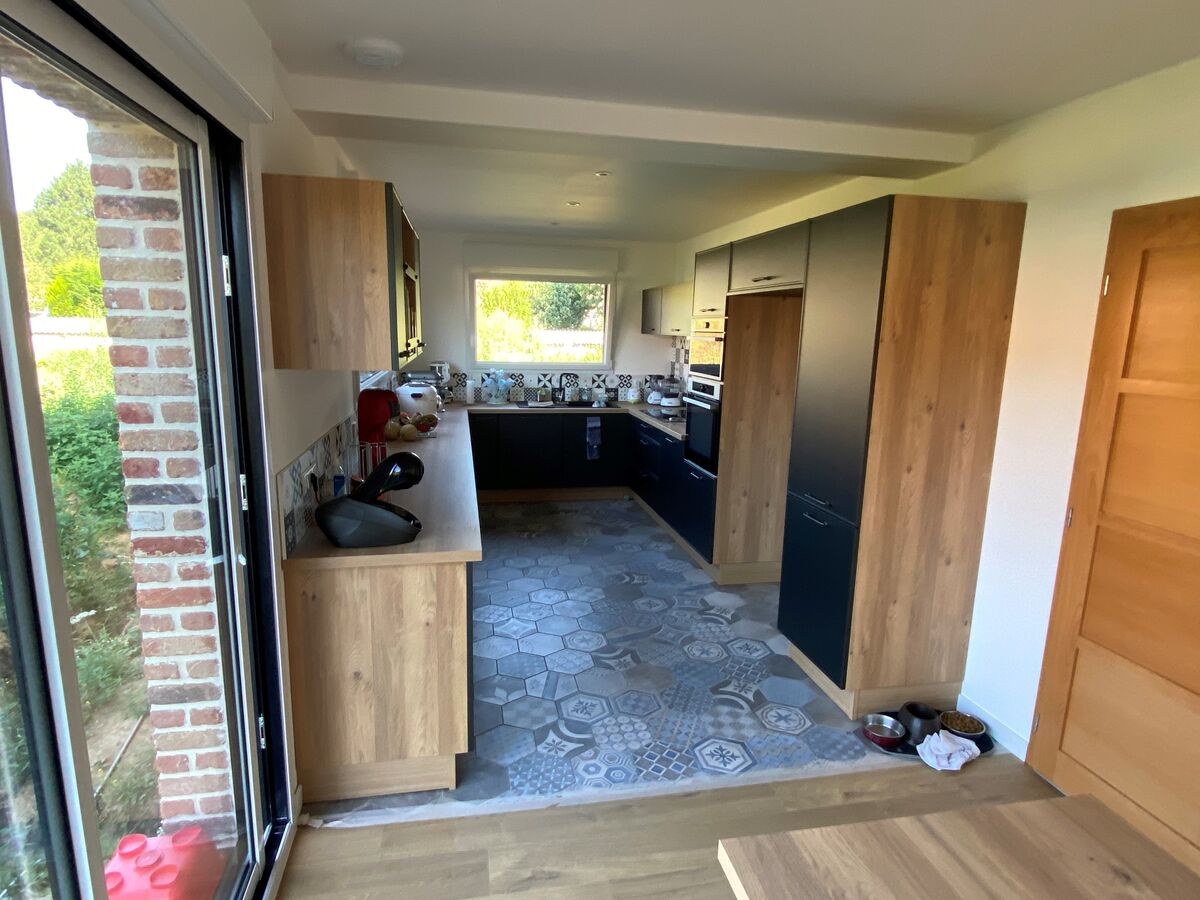 Cuisine avant-après sur mesure Square Laqué Métal