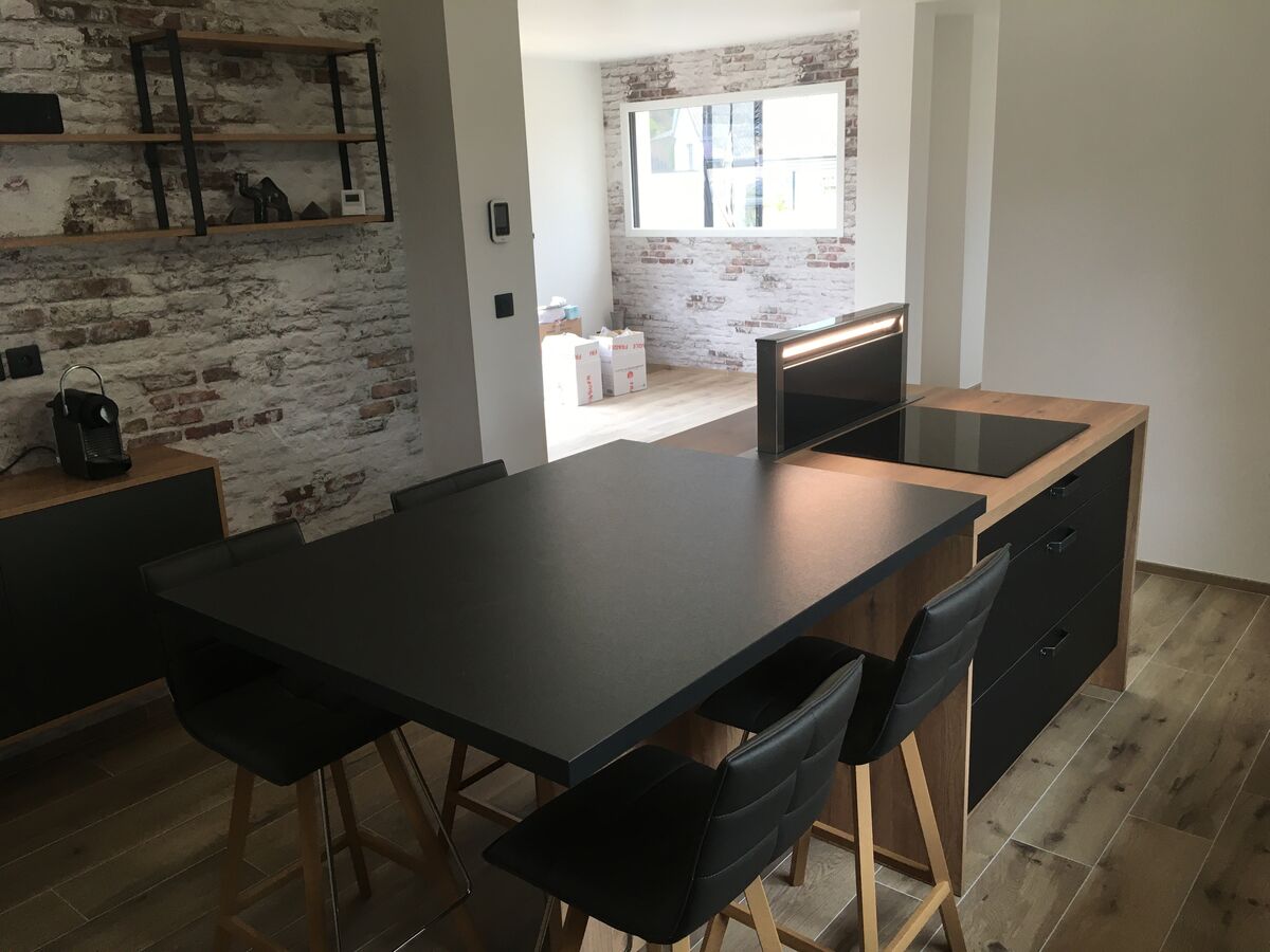 Cuisine avant-après sur mesure Label Métal Brossé