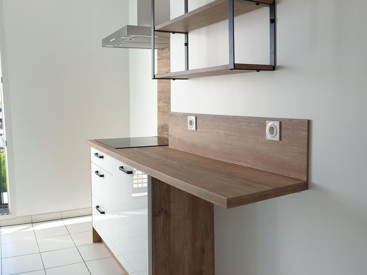 Cuisine équipée sur mesure Light Blanc Brillant