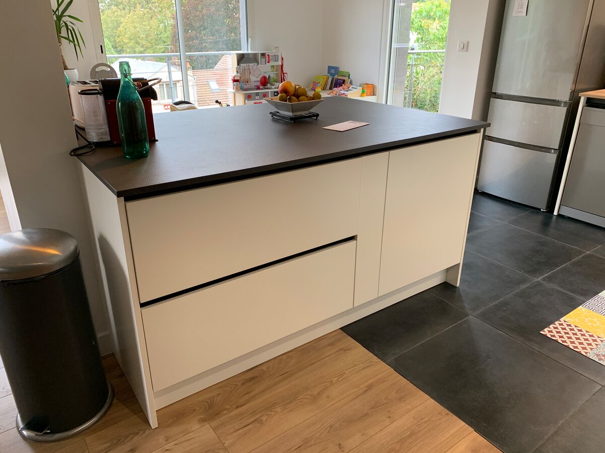 Cuisine avant-après sur mesure Color Laqué Blanc