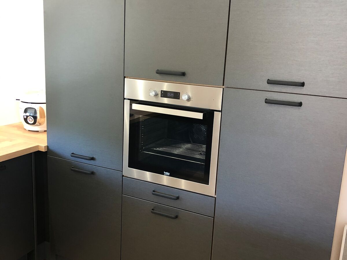 Rénovation cuisine équipée sur mesure Label Métal Brossé