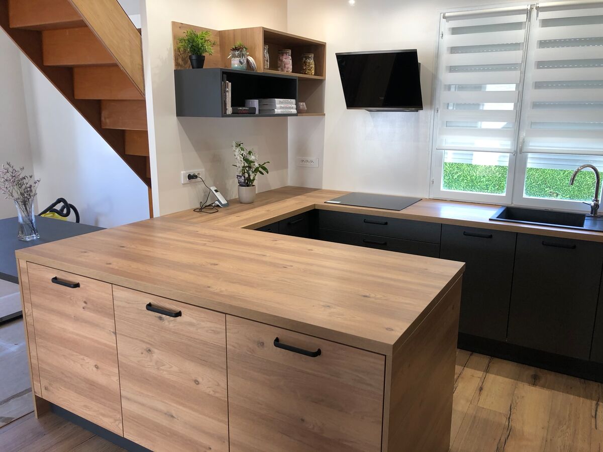 Cuisine avant-après sur mesure Label Métal Brossé